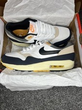 Nlke Air max 1  athletic Size