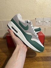 Nike Air Max 1 Essential