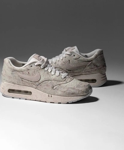 Nike air max museum - air,